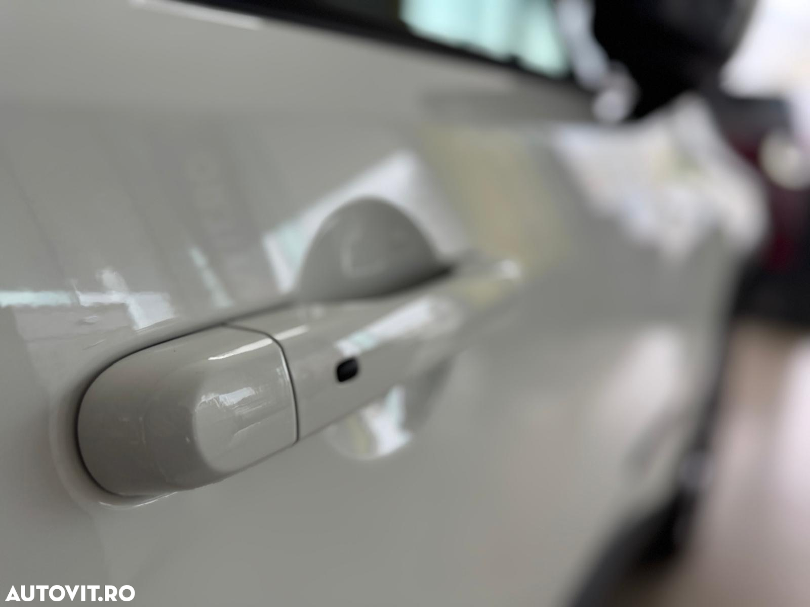 Jeep Renegade 1.3 T-GDI 4xe PLUG-IN Hybrid Automatik S - 16