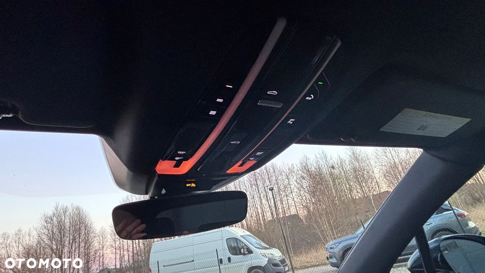 Porsche Cayenne S Platinum Edition - 36