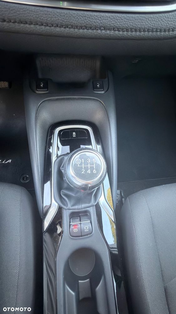Toyota Corolla 1.5 Comfort - 25