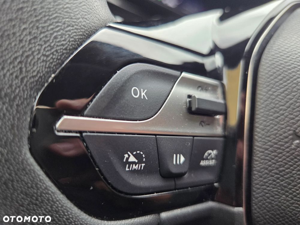 Peugeot 308 1.2 PureTech Allure S&S EAT8 - 26
