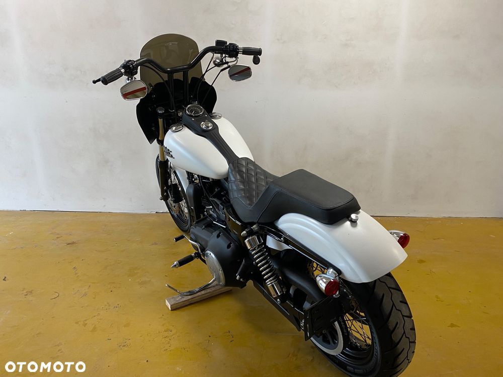 Harley-Davidson Dyna Street Bob - 9