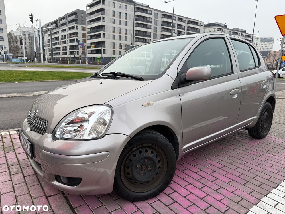 Toyota Yaris - 3
