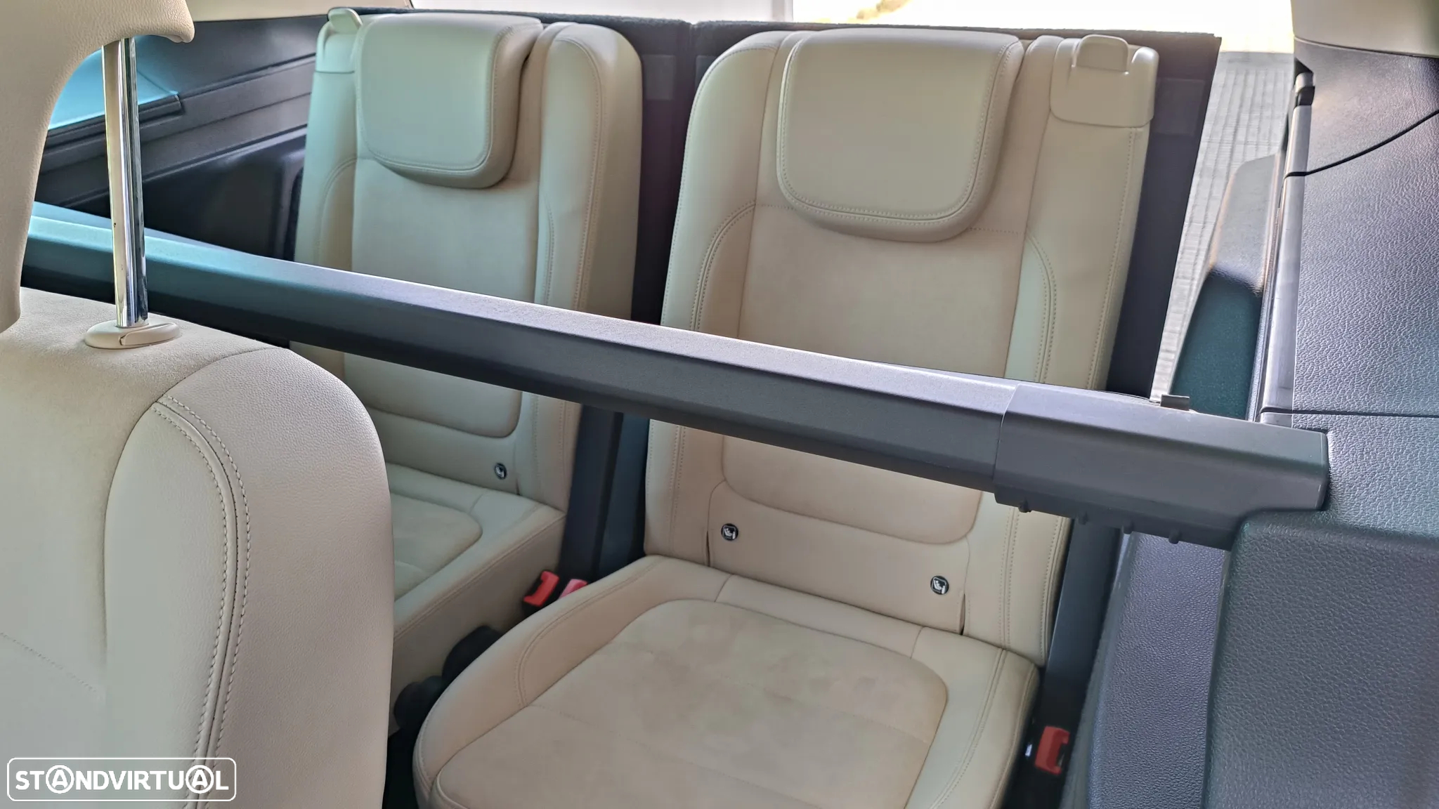 VW Sharan 2.0 TDI Highline DSG - 23