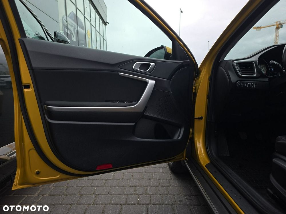 Kia XCeed 1.5 T-GDI M - 10