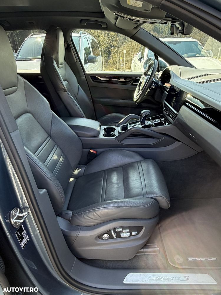 Porsche Cayenne S Tiptronic S - 6