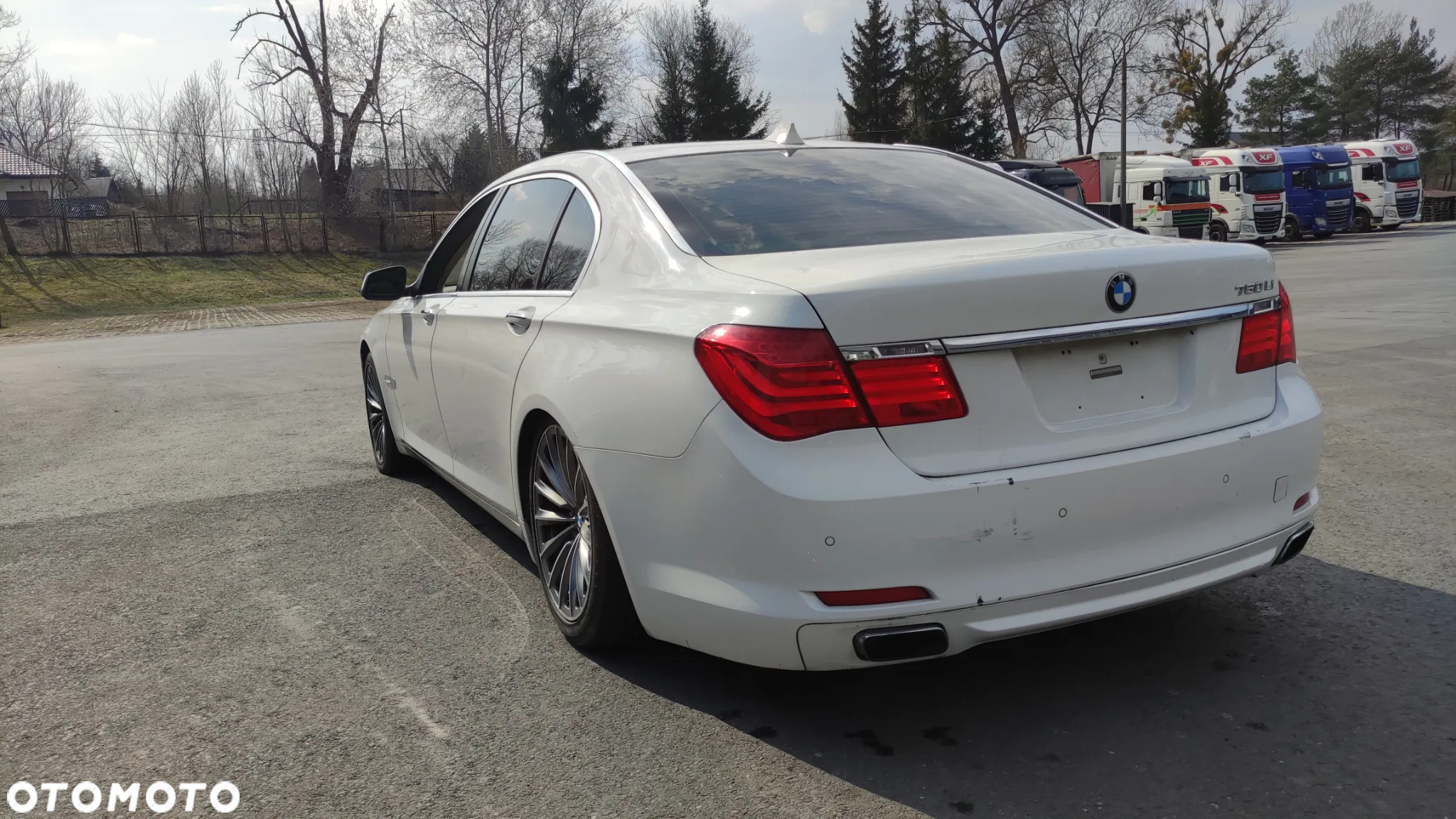BMW Seria 7 750i L - 5