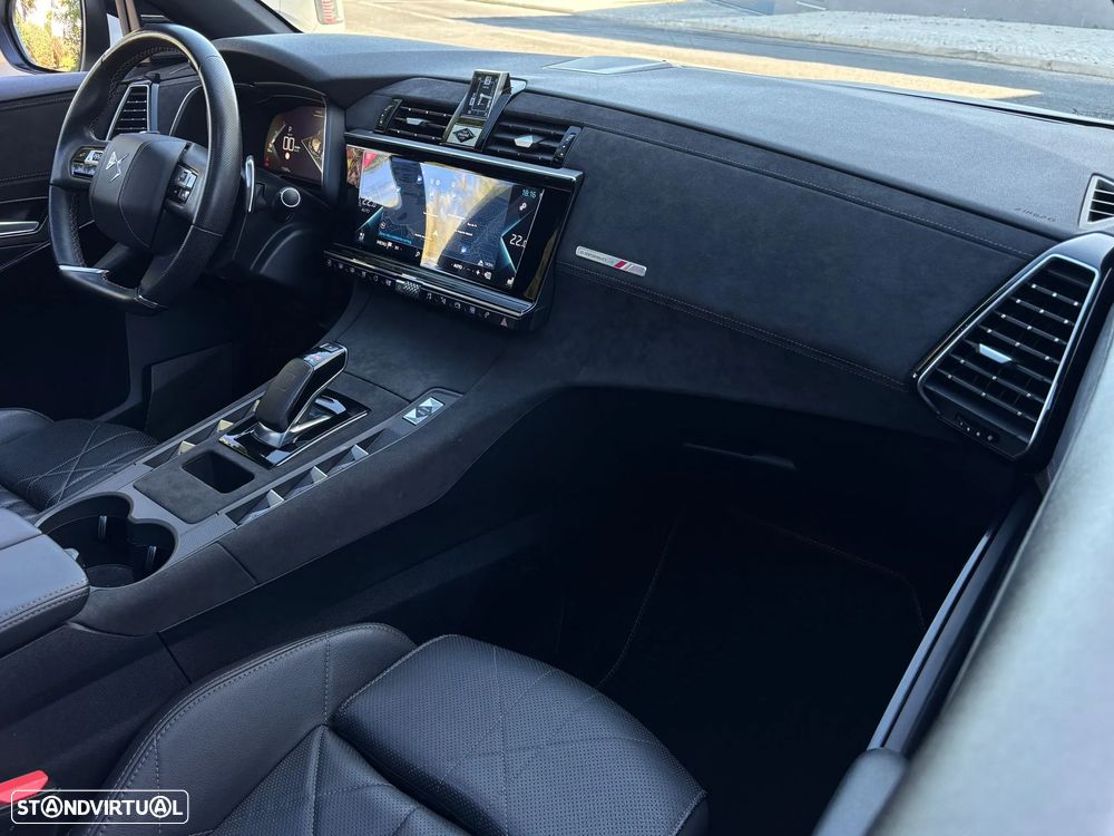 DS DS7 Crossback E-Tense Performance Line+ EAT8 - 19