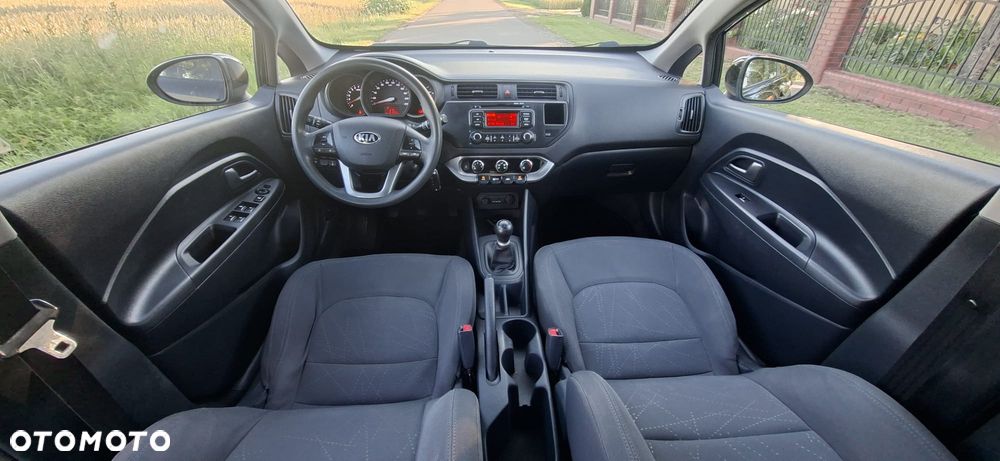 Kia Rio 1.2 Attract - 9