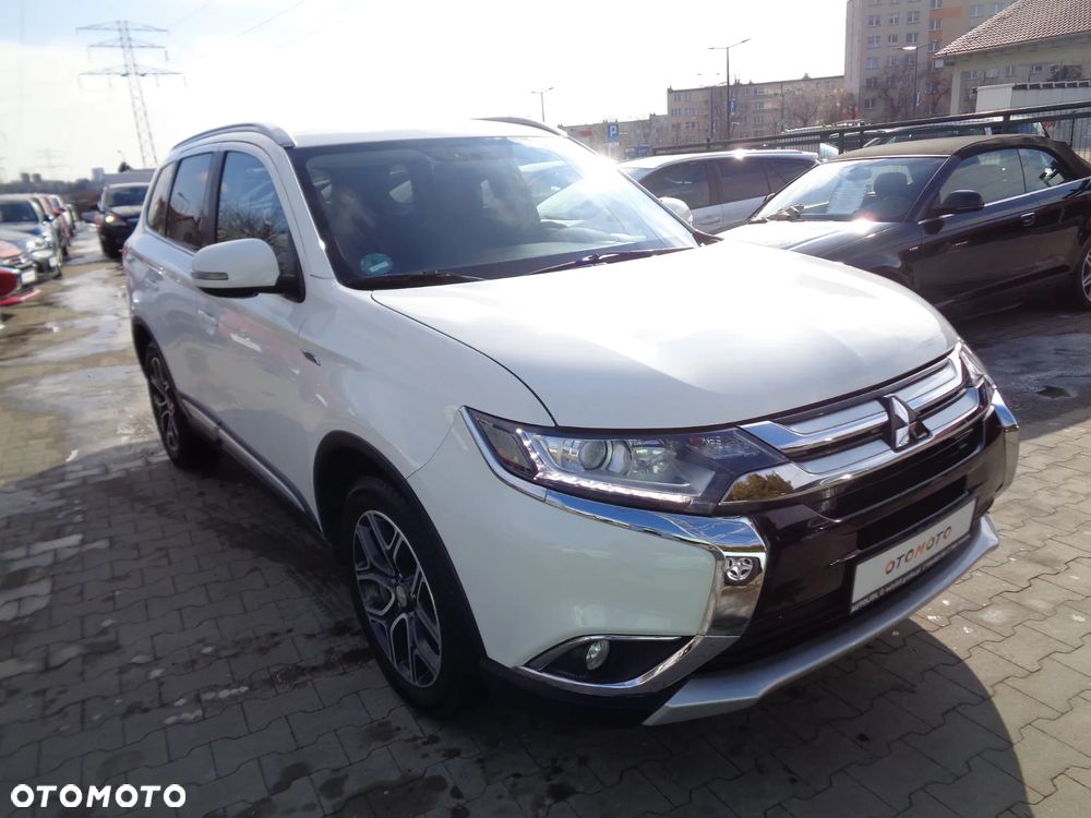 Mitsubishi Outlander 2.0 2WD Diamant Edition - 8
