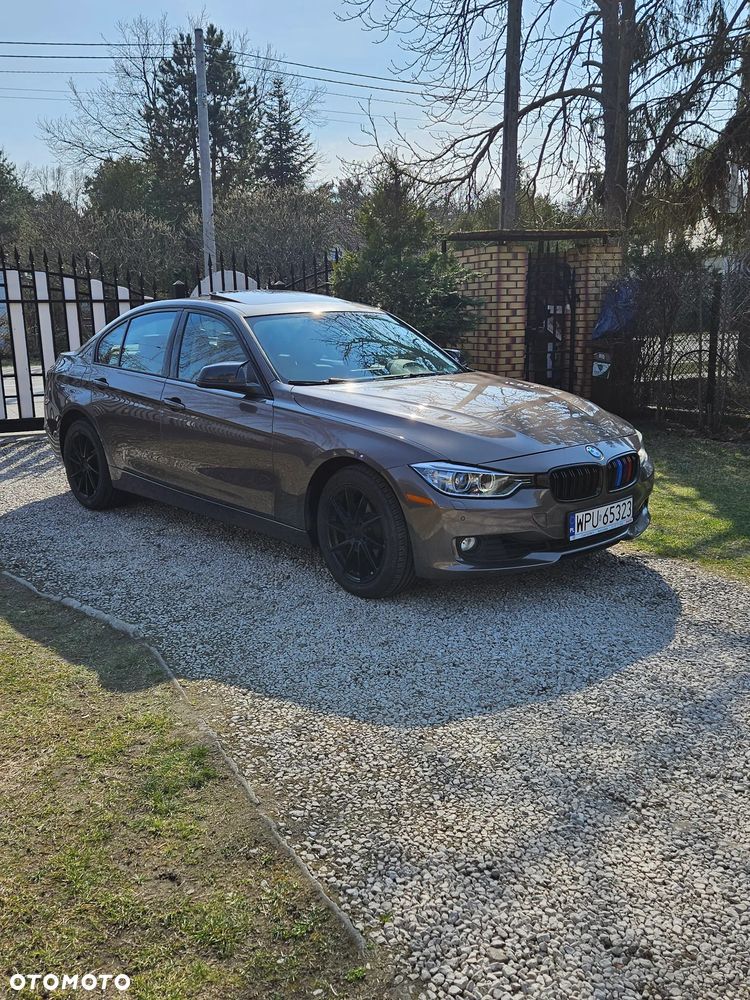 BMW Seria 3 328i xDrive - 1