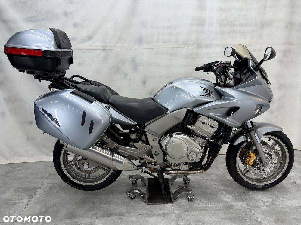 Honda CBF - 15