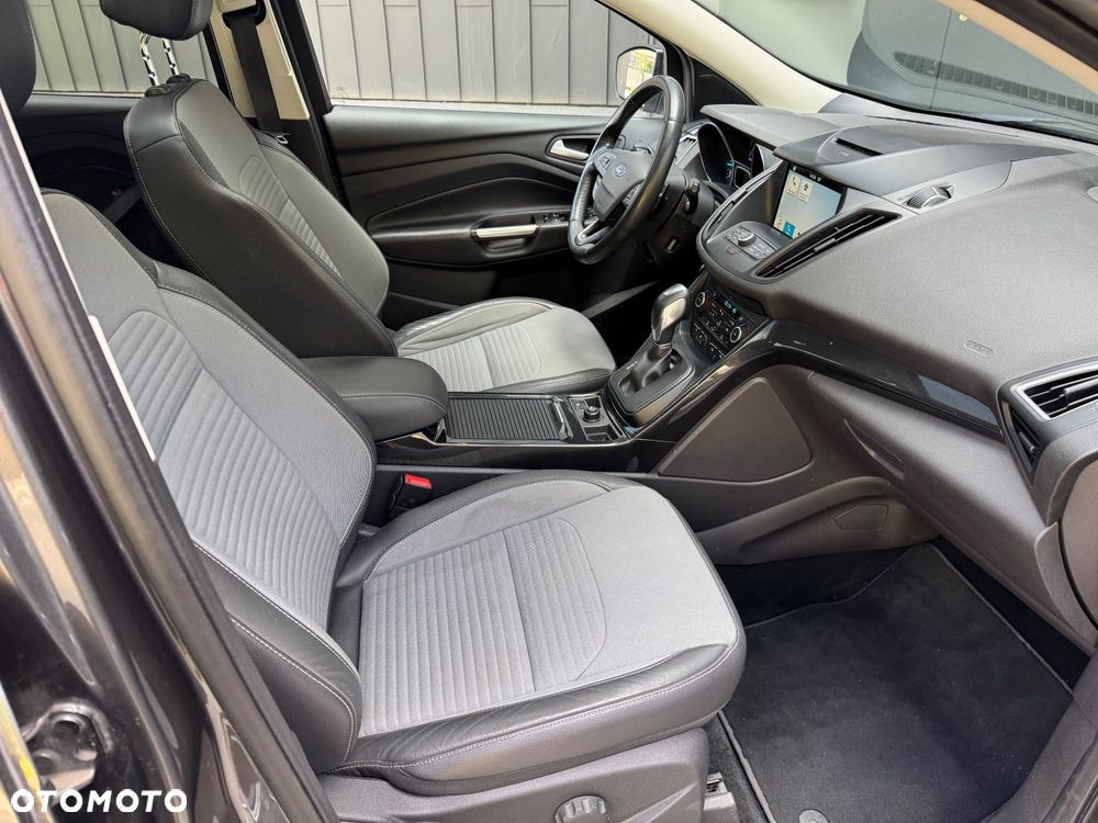 Ford Kuga 2.0 TDCi 4x4 Individual - 23