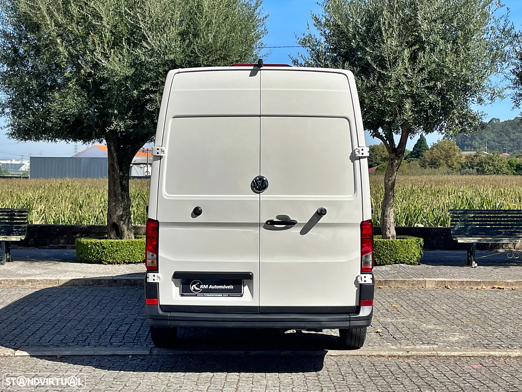 VW Crafter 2.0 TDI L3H3 IVA Dedutível - 7