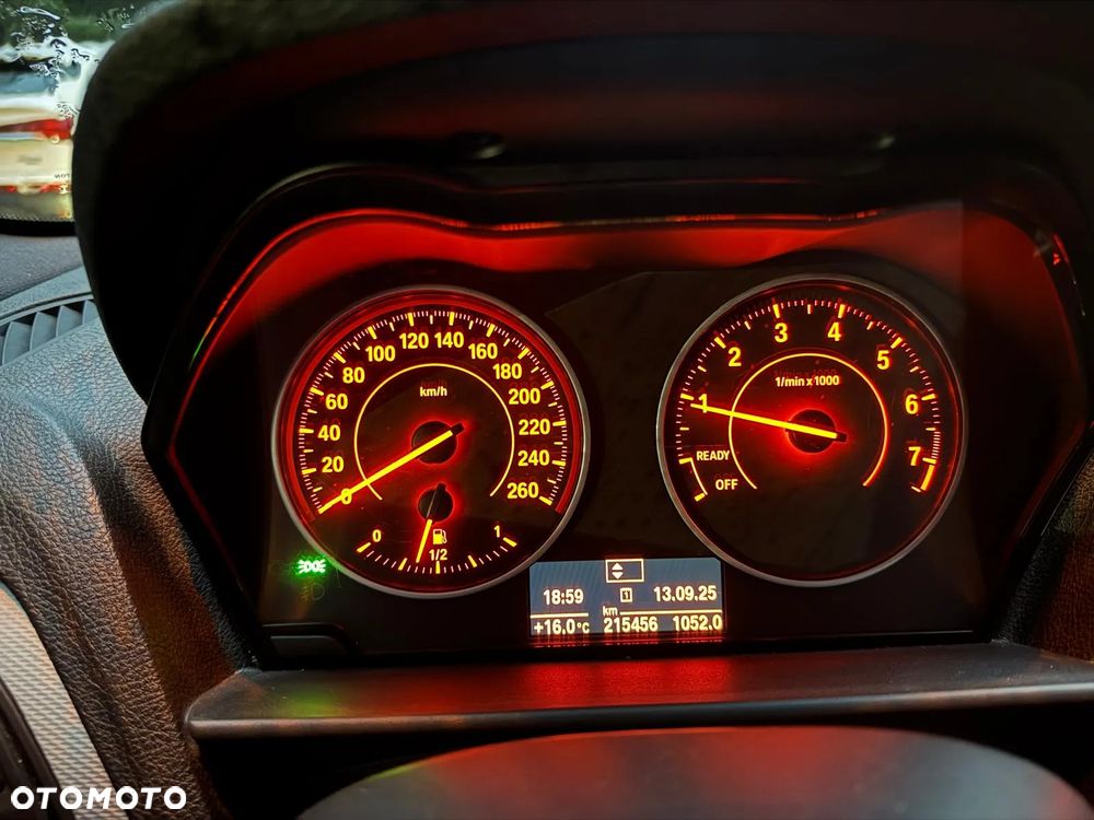 BMW Seria 1 116i - 11