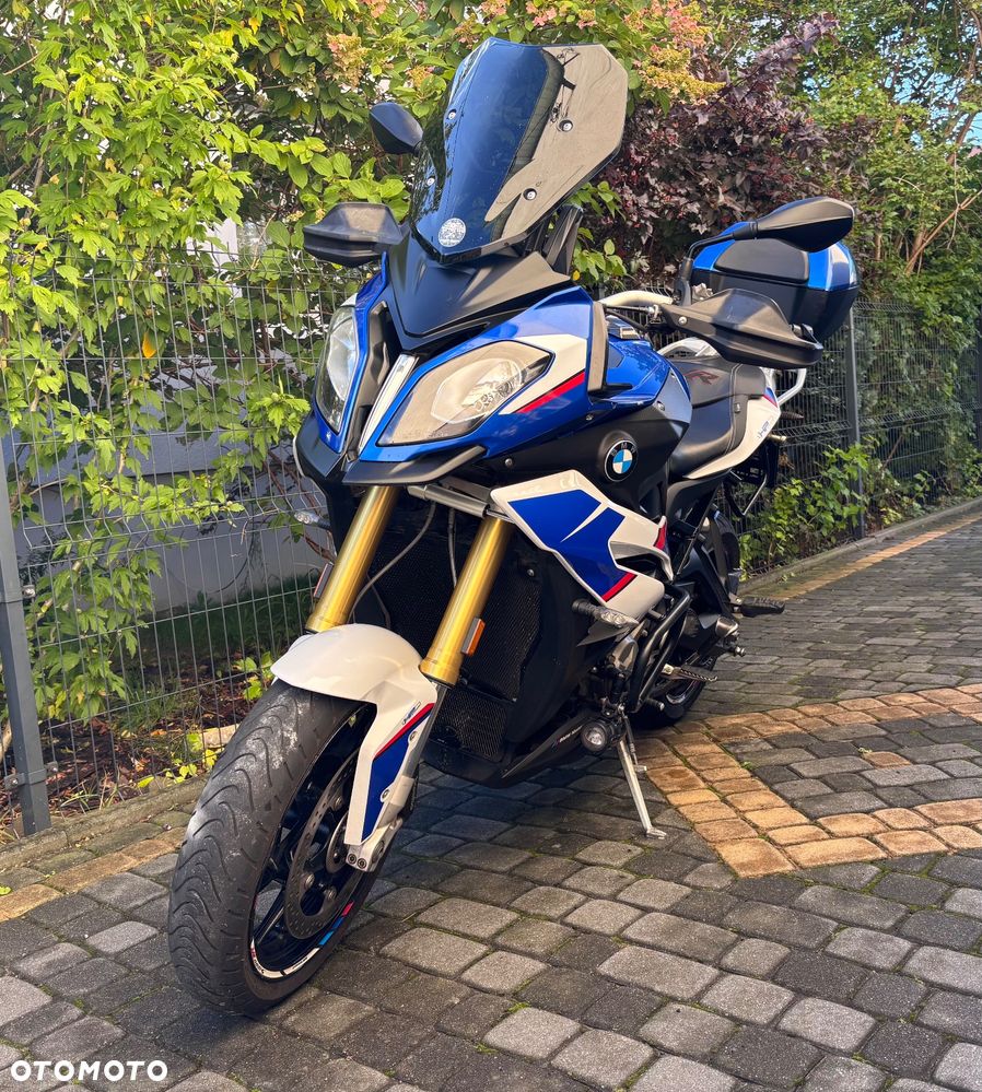 BMW XR - 10
