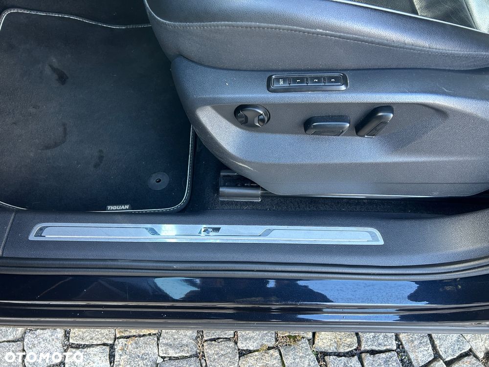 Volkswagen Tiguan Allspace 2.0 TSI 4Mot Highline DSG - 12