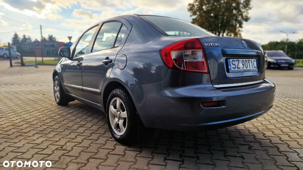 Suzuki SX4 1.6 VVT 4x2 Comfort - 4