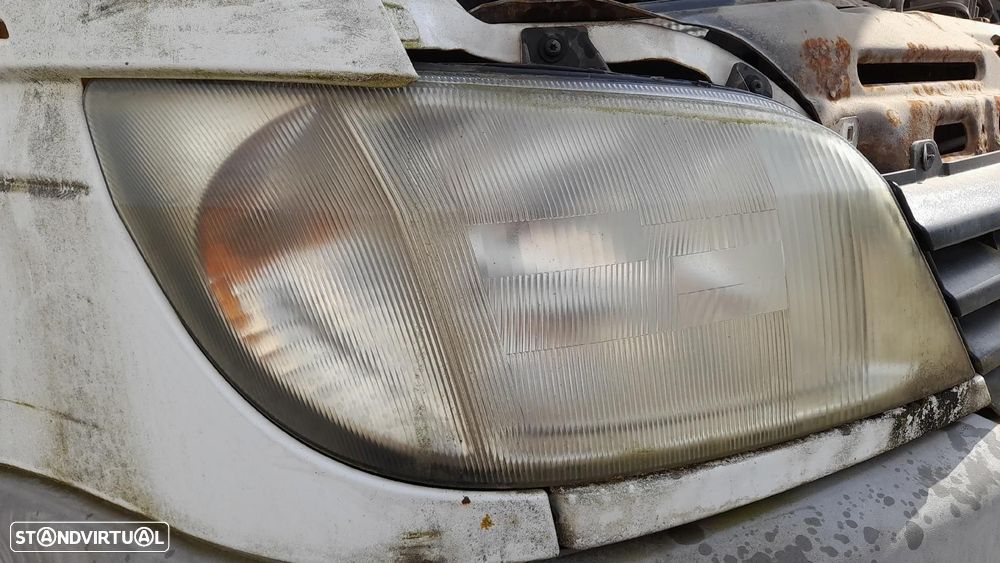 Ótica / farol direita MERCEDES-BENZ Sprinter 2-t Combi (901, 902) - 2