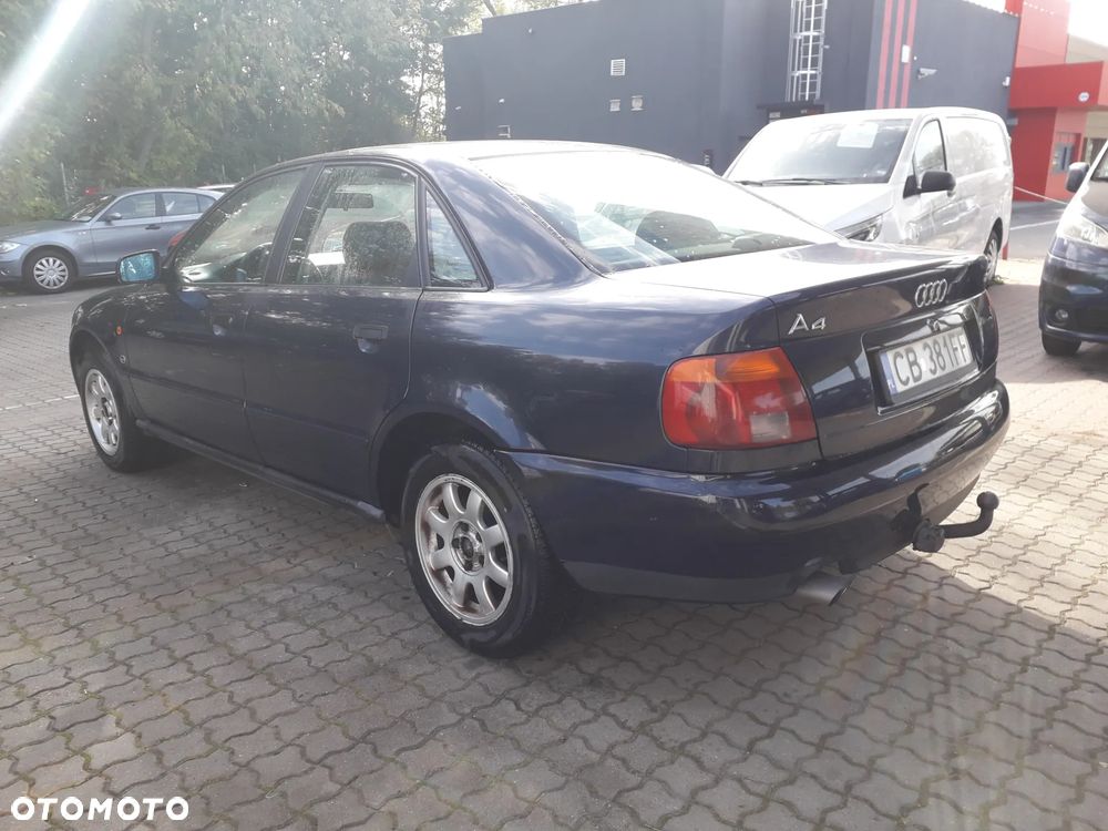 Audi A4 Limousine - 19