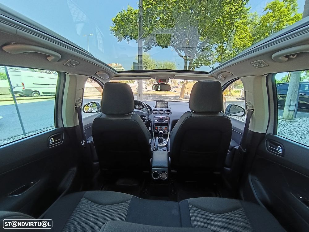 Peugeot 308 SW 1.6 e-HDi Allure - 11