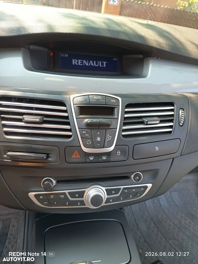 Renault Laguna - 11