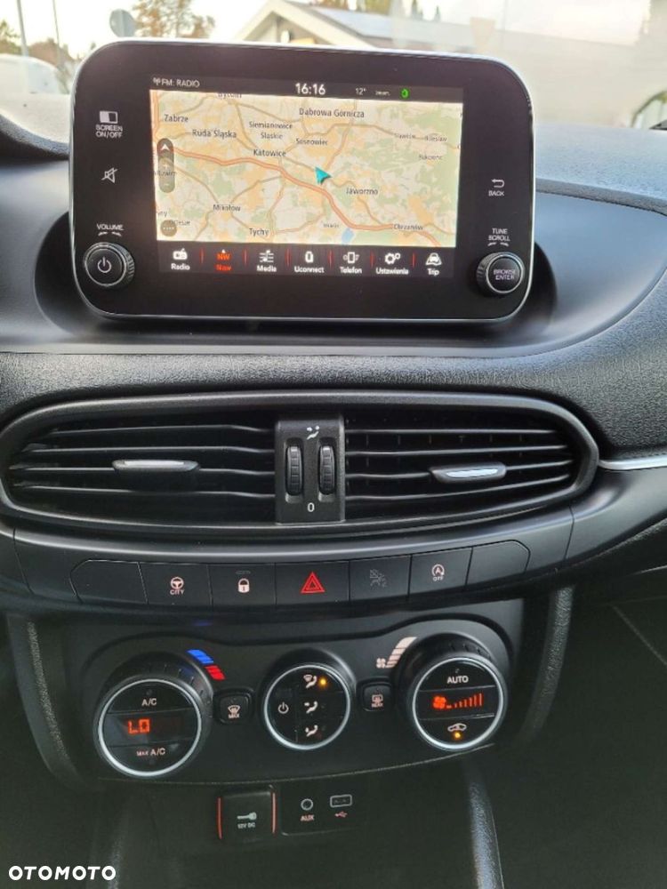 Fiat Tipo 1.4 T-Jet 16v Pop - 22