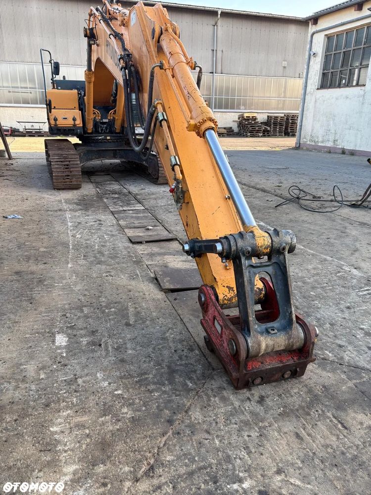Hyundai EXCAVATOR  ROBEX 260 NLC-9A R260LC - 2