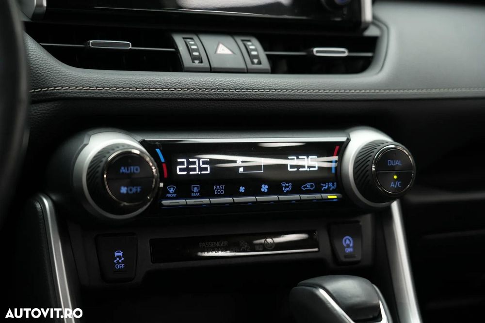 Toyota RAV4 2.0P CVT AWD Luxury - 22