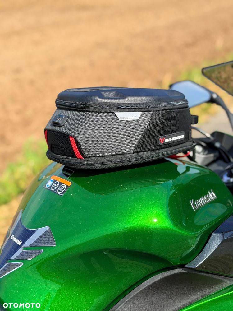 Kawasaki Ninja 1000 SX - 16