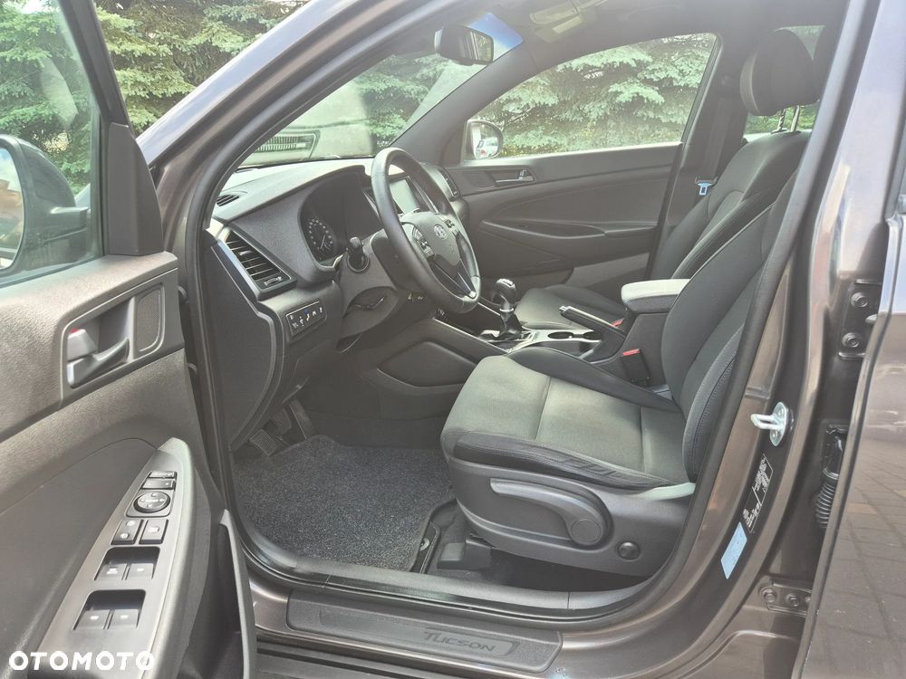 Hyundai Tucson blue 1.6 GDi 2WD Passion - 17