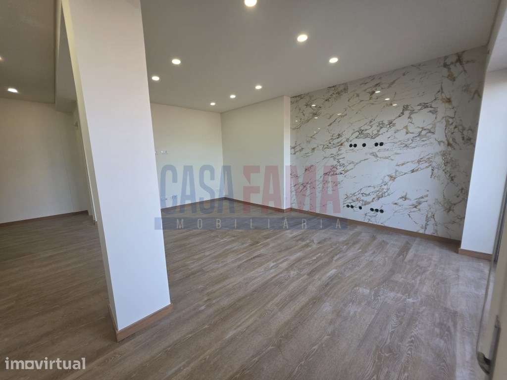 Apartamento T2+1 completamente renovado em Vila Nova de Gaia - Grande imagem: 4/25
