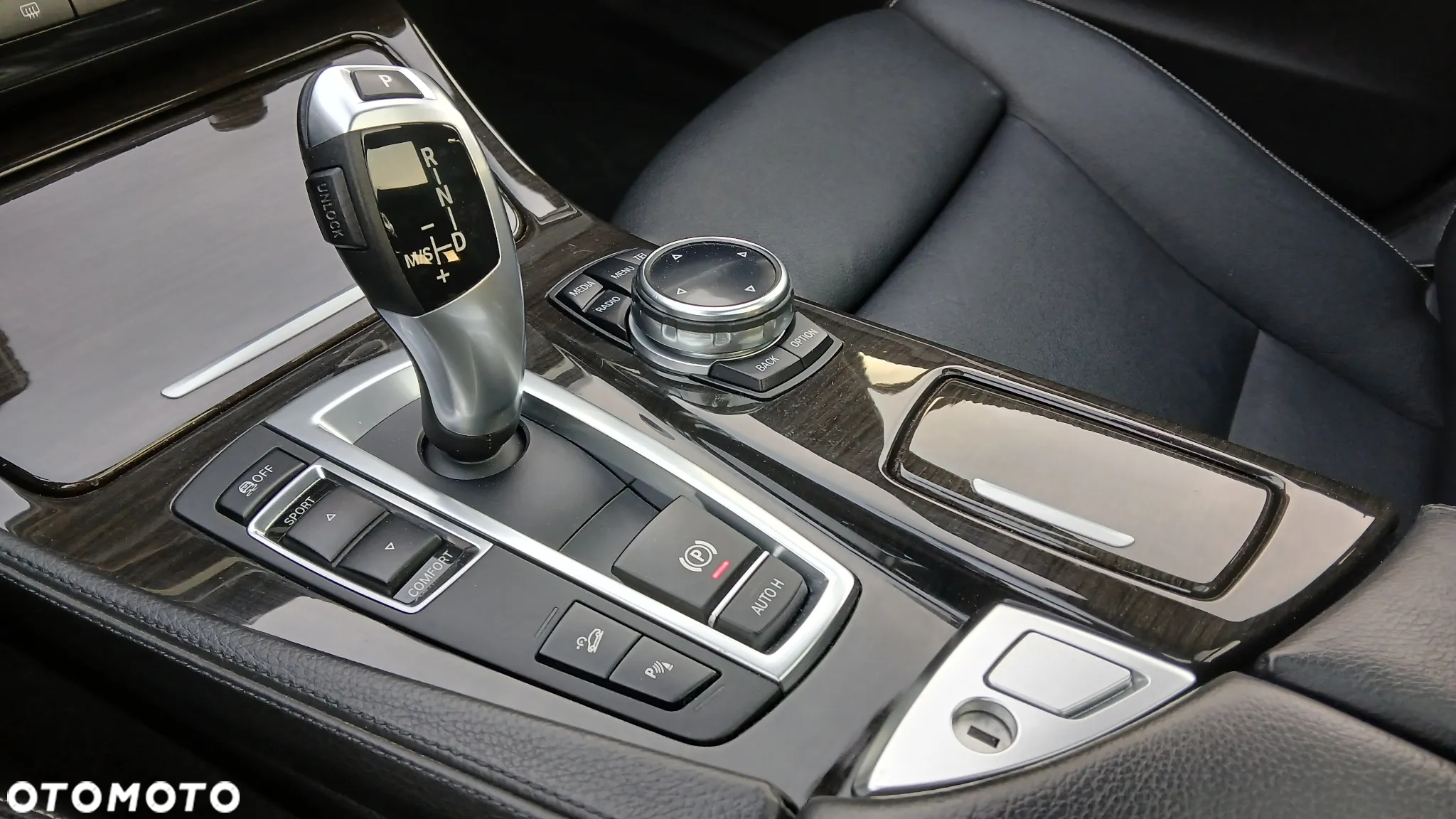 BMW Seria 5 535d xDrive Luxury Line - 4