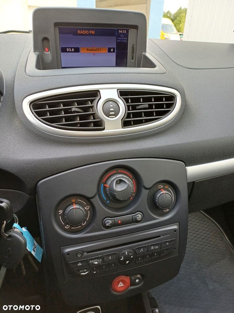 Renault Clio 1.5 dCi Authentique - 16