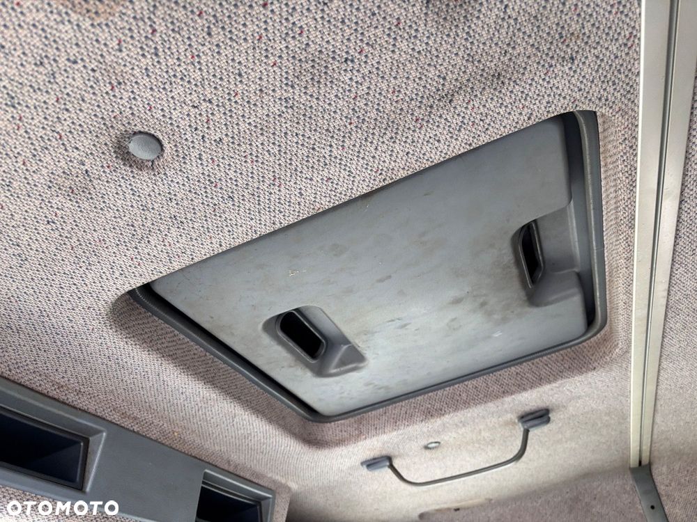 Versalift Atego 1218 - 33