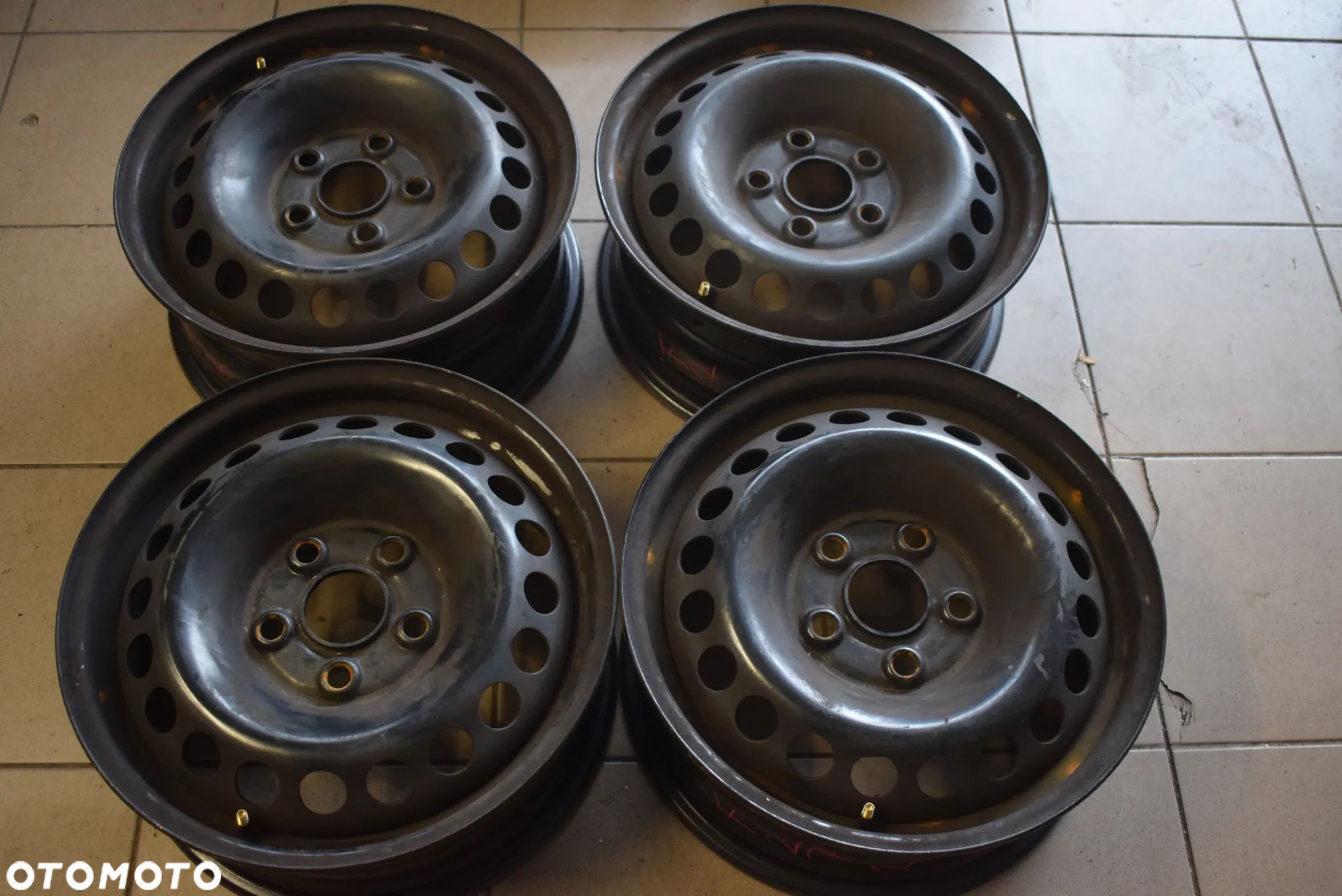 Felgi stalowe stalówki VW T5 6,5x16 5x120 R16 - 1