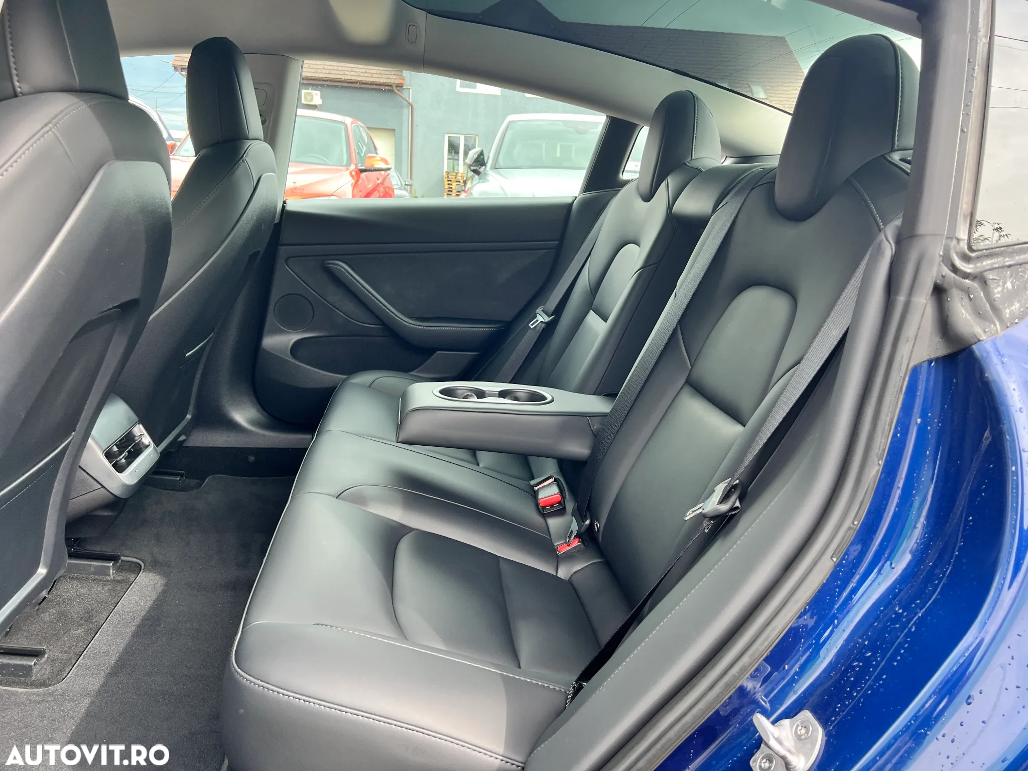 Tesla Model 3 Langstreckenbatterie Allradantrieb Dual Motor - 27