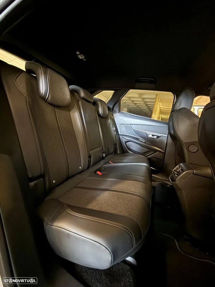 Peugeot 3008 1.5 BlueHDi GT Line EAT8 - 29