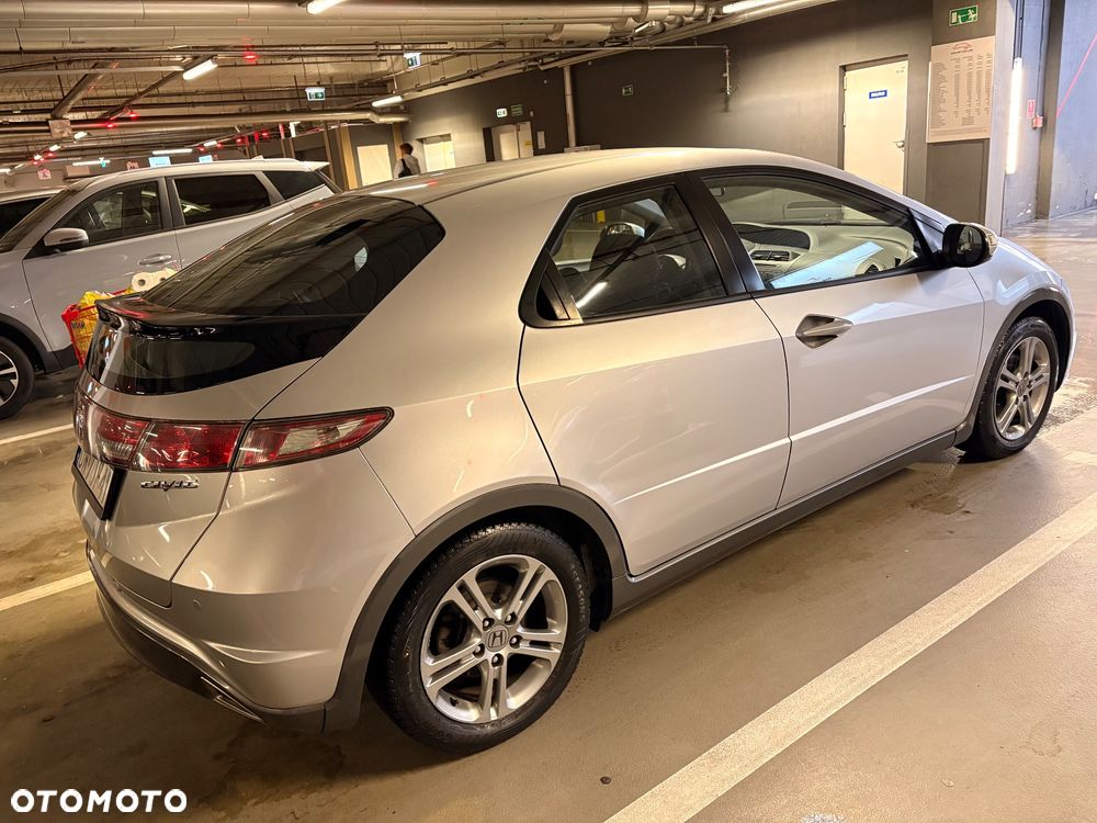 Honda Civic 1.4 i-VTEC S - 7