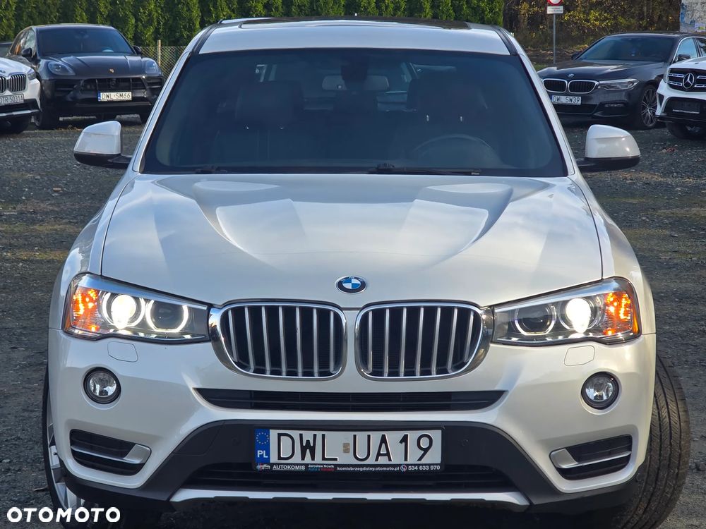 BMW X3 xDrive28i xLine - 2