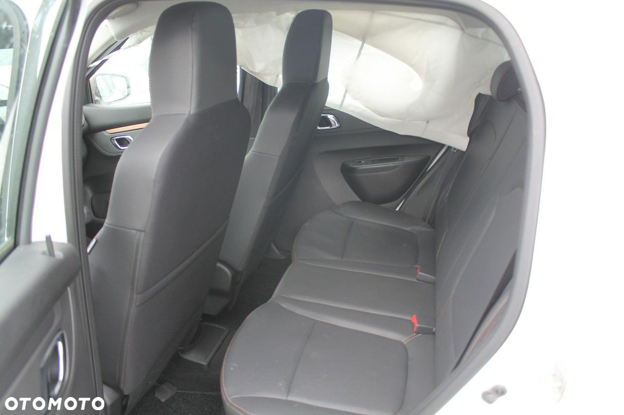 Dacia Spring - 10
