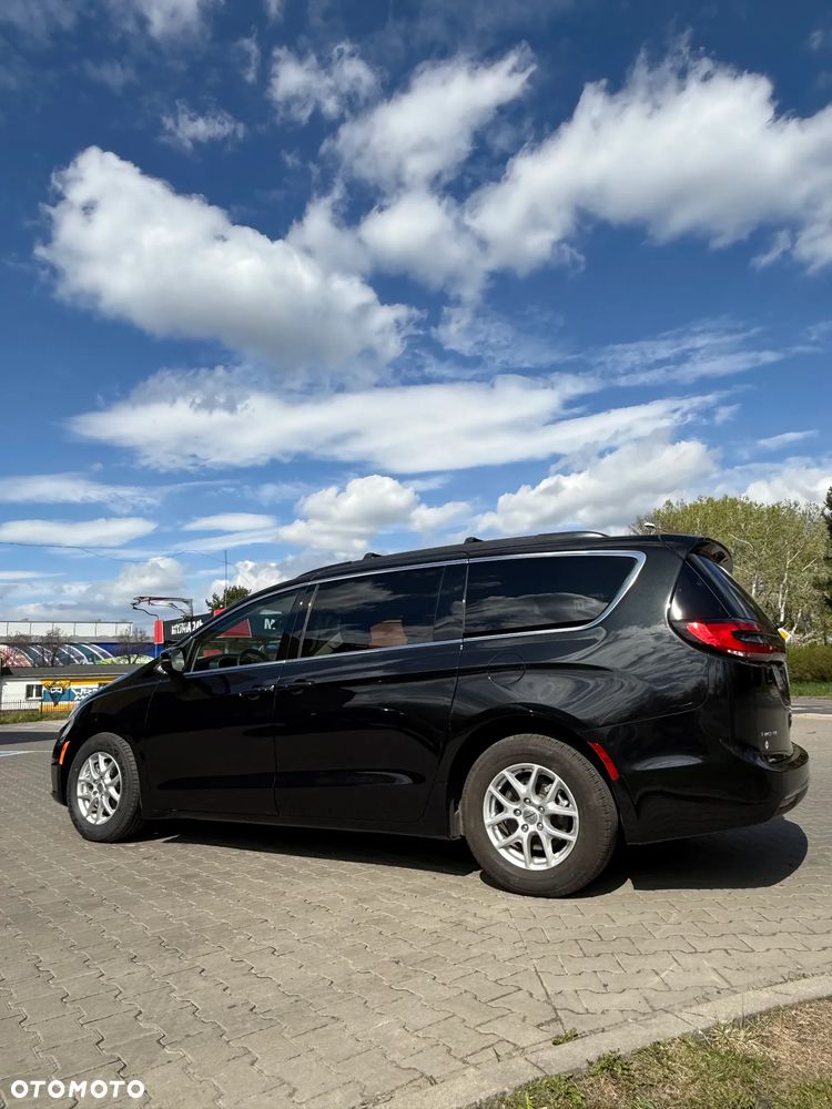 Chrysler Pacifica - 7
