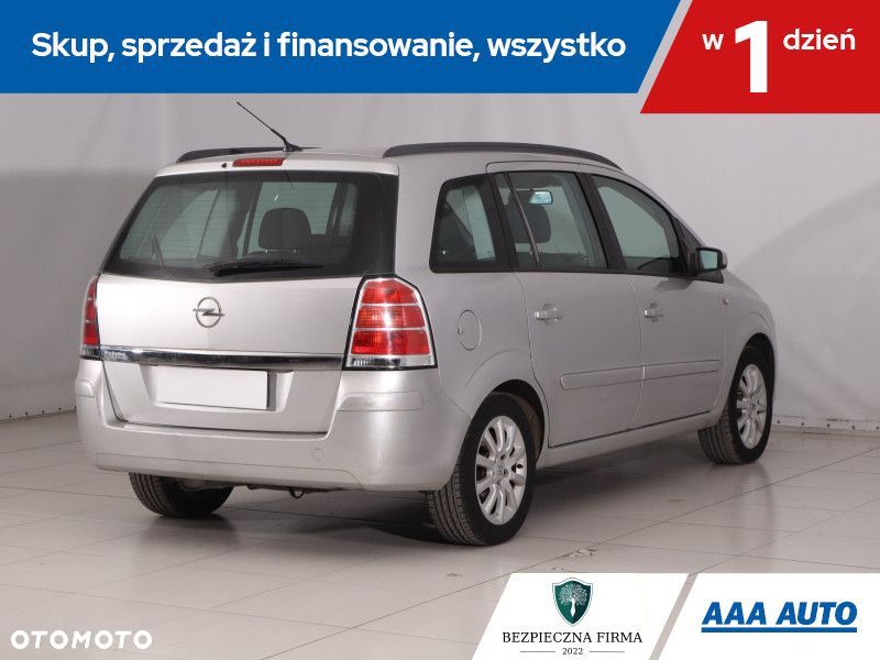 Opel Zafira - 7