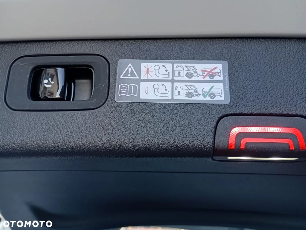 Mercedes-Benz Klasa C 220 d 9G-TRONIC AMG Line - 39