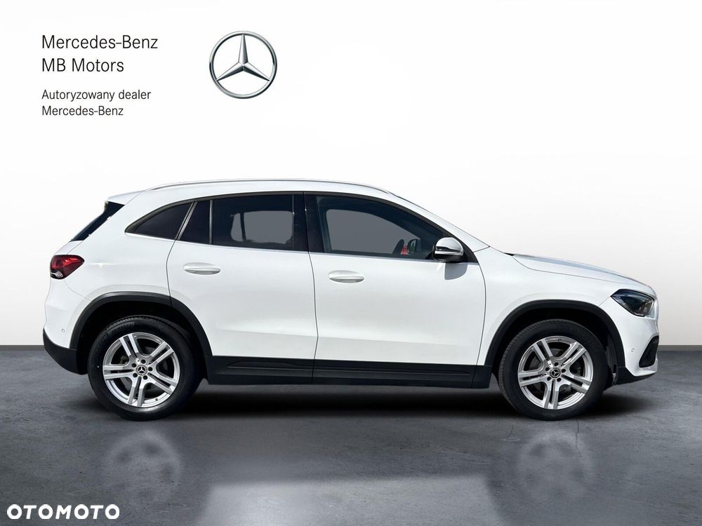 Mercedes-Benz GLA 200 Style - 7