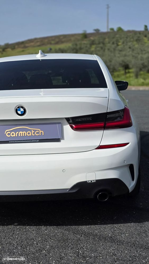 BMW 318 d Pack M Auto - 29