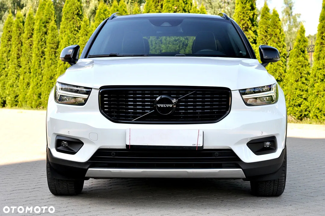 Volvo XC 40 T3 R-Design - 9