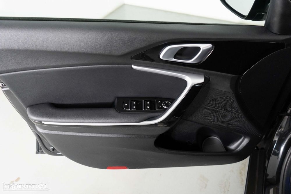 Kia XCeed 1.6 GDi PHEV Drive - 20