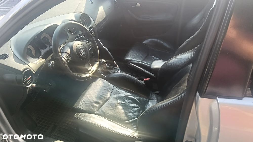 Seat Ibiza 1.4 16V Signo - 8