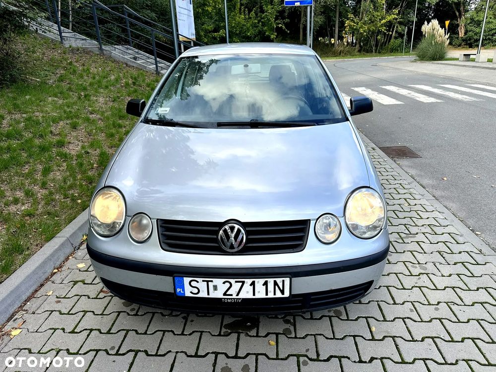 Volkswagen Polo 1.4 16V Comfortline - 12