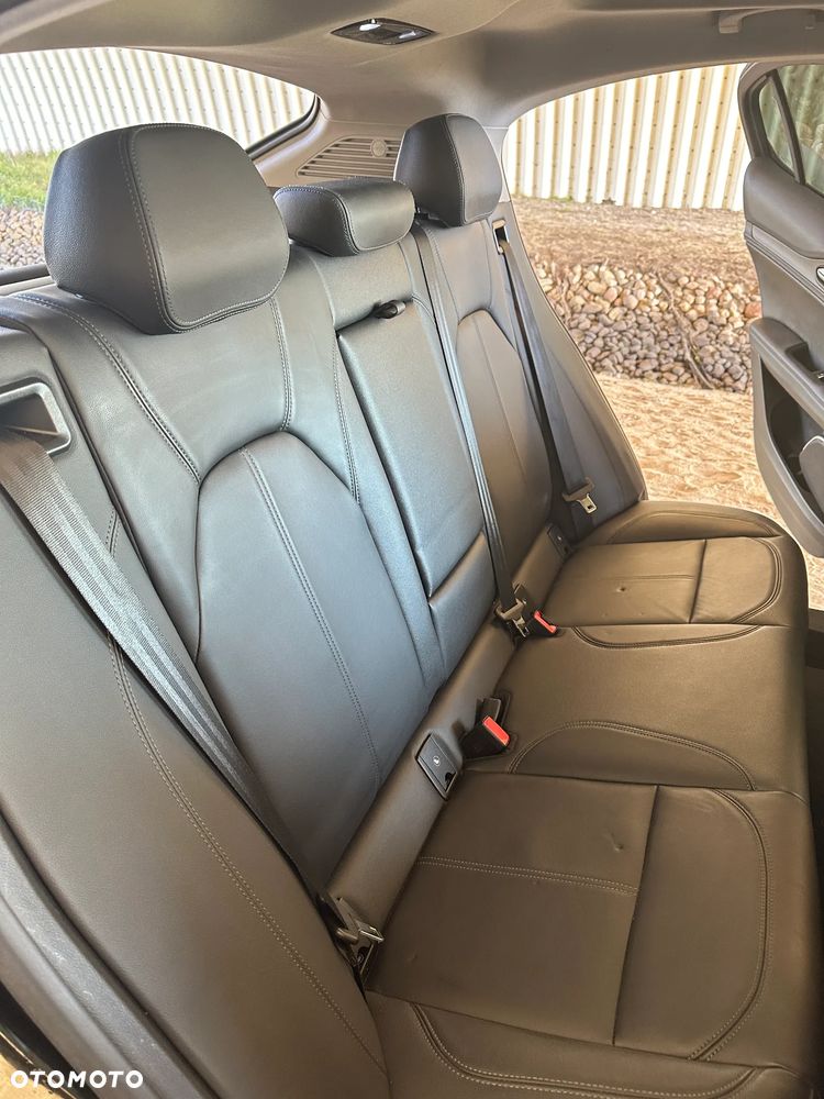 Alfa Romeo Stelvio 2.0 Turbo 16V AT8-Q4 Veloce - 17